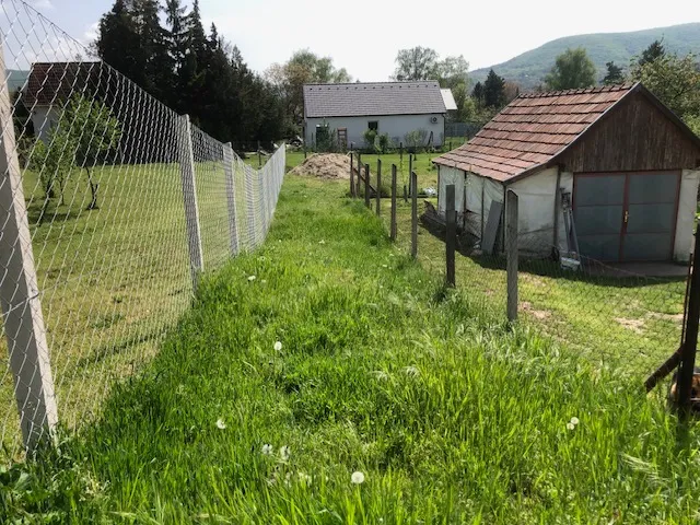 Eladó telek Esztergom 580 nm
