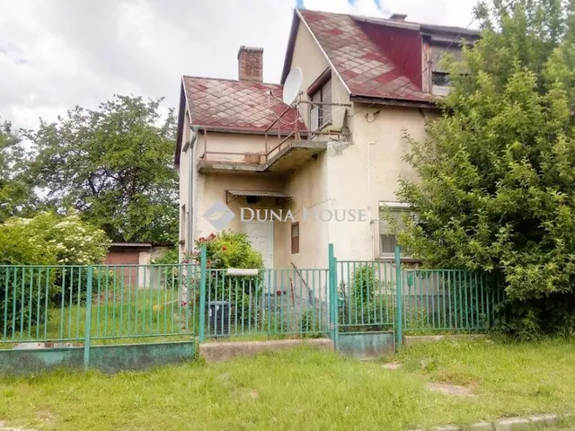 Eladó ház Bajna, Új utca 115 nm