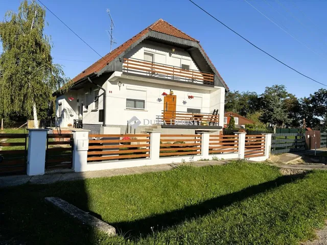 Eladó ház Bő, Széchenyi utca 286 nm