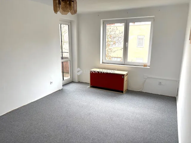 Eladó lakás Esztergom 38 nm