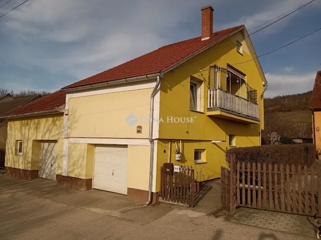 Eladó ház Esztergom 155 nm