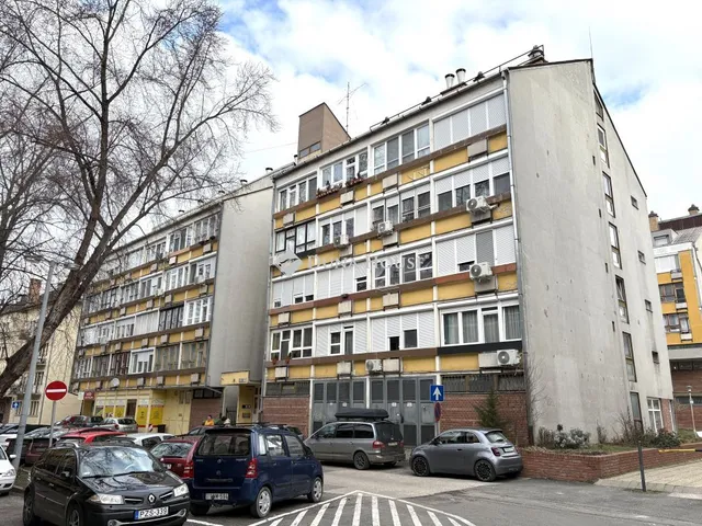 Eladó lakás Esztergom 33 nm