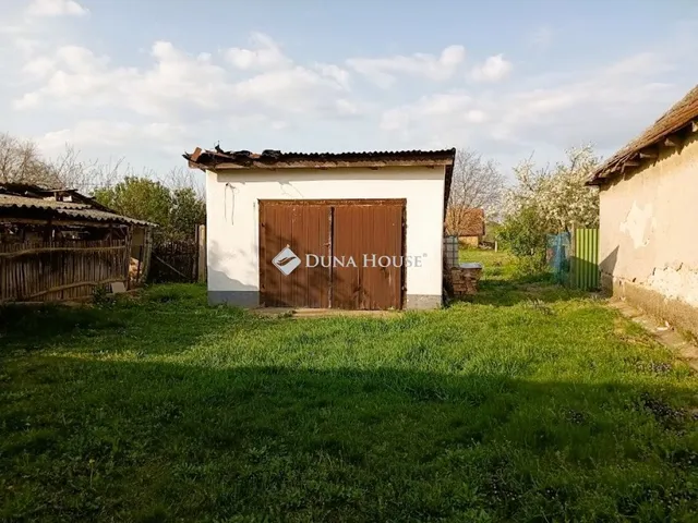 Eladó ház Bajna, Kossuth Lajos utca 95 nm