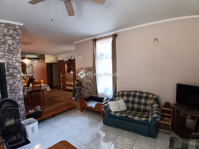 Eladó ház Szomor, Kodály Zoltán utca 140 nm