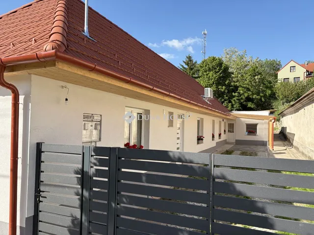 Eladó ház Leányvár 130 nm