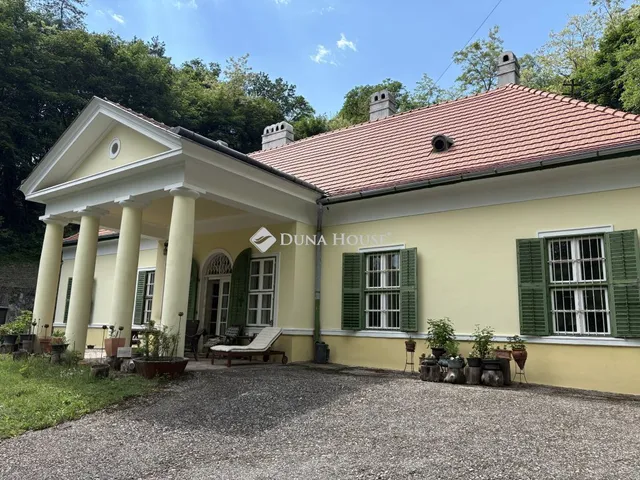 Eladó ház Esztergom 718 nm