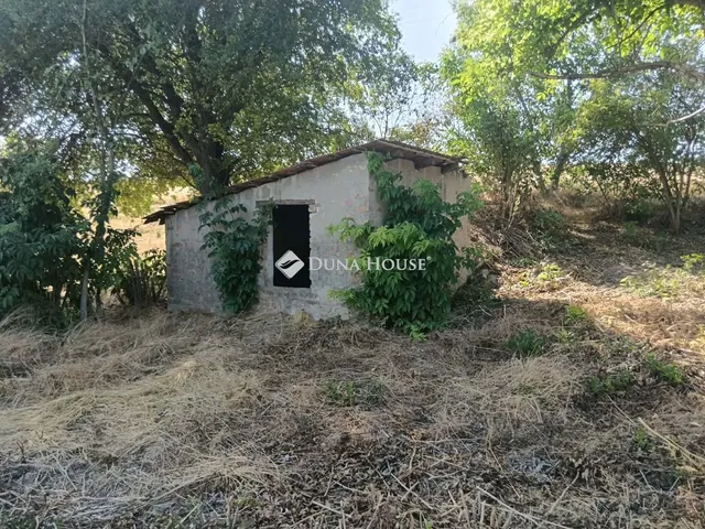 Eladó telek Úny, Nefelejcs utca 1194 nm