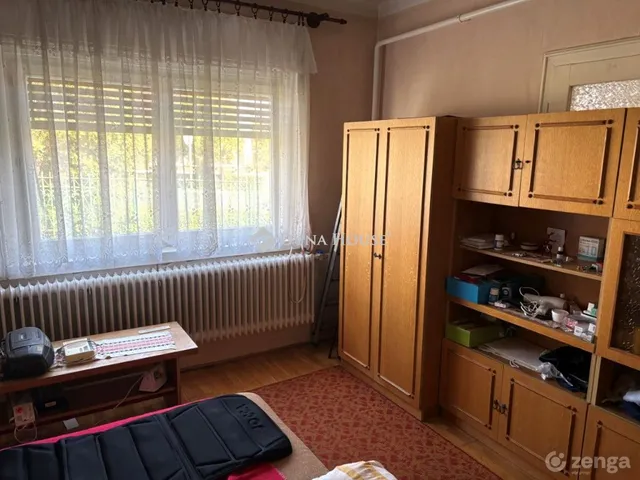 Eladó ház Tát, Fő út 87 nm
