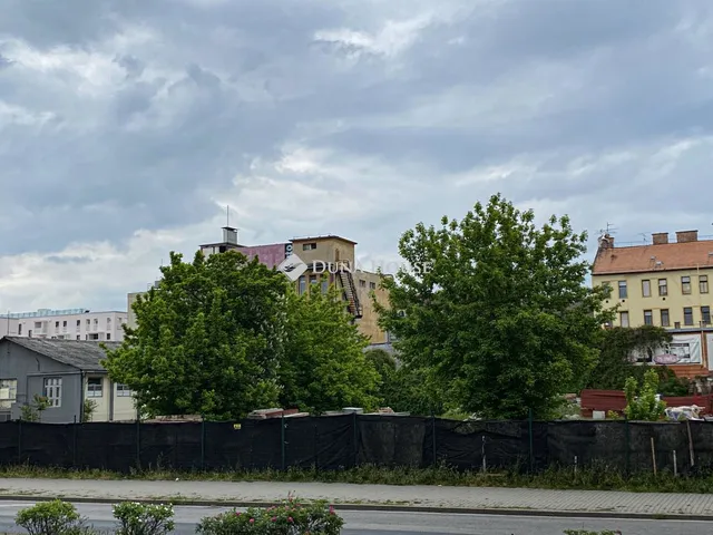Eladó telek Budapest XIII. kerület 3921 nm