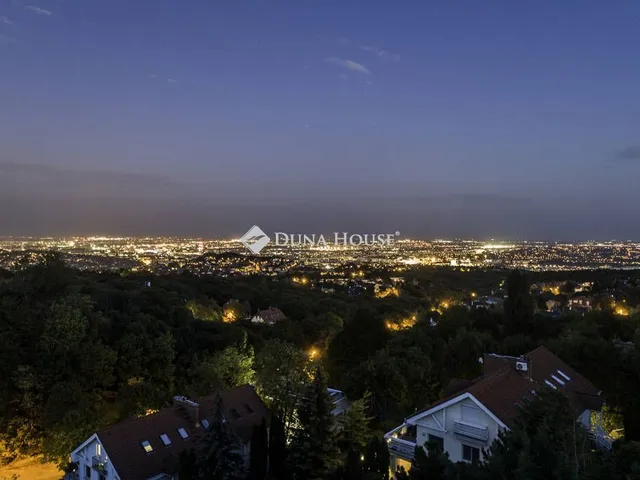 Eladó lakás Budapest XII. kerület 270 nm