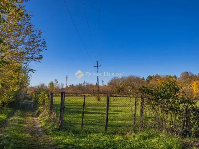 Eladó telek Eger 11852 nm