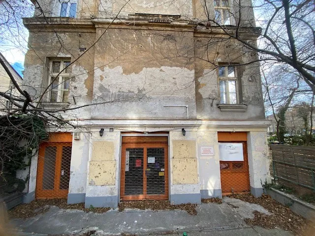 Eladó kereskedelmi és ipari ingatlan Budapest II. kerület 110 nm
