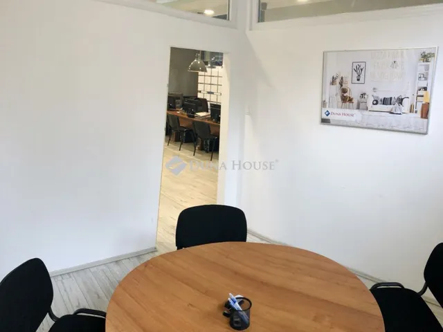 Kiadó kereskedelmi és ipari ingatlan Budapest XIII. kerület 118 nm