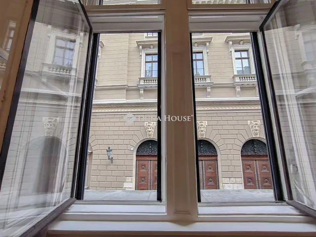 Kiadó lakás Budapest VI. kerület 80 nm