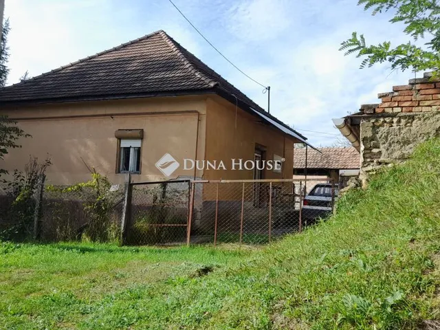 Eladó ház Kisfüzes 75 nm