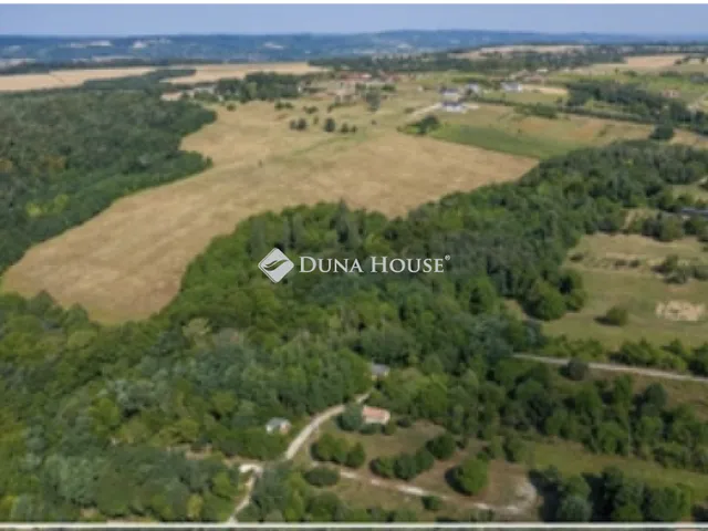 Eladó telek Nemesbük 170000 nm