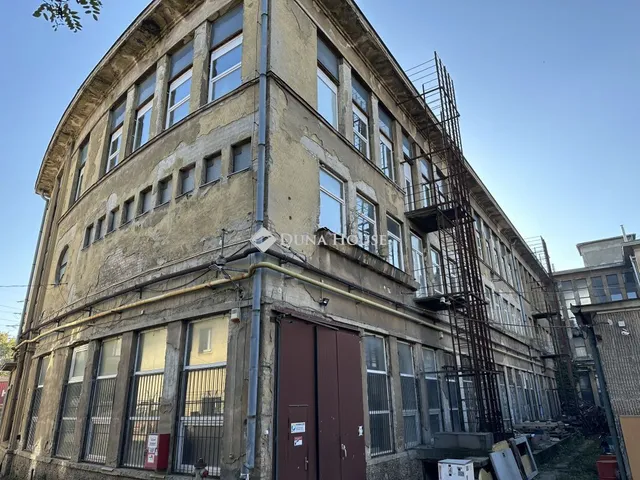 Eladó kereskedelmi és ipari ingatlan Budapest IX. kerület 459 nm