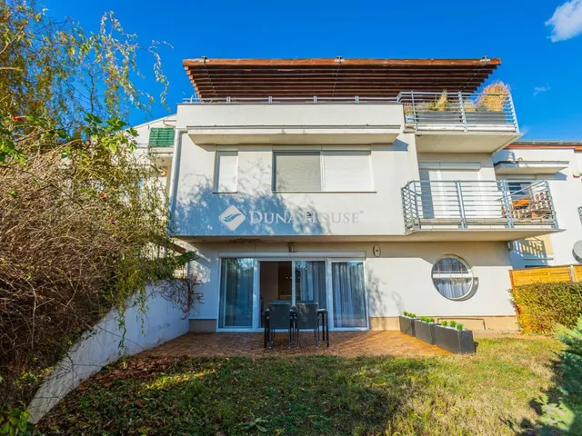 Eladó lakás Budapest III. kerület, Táborhegyi út 77 nm