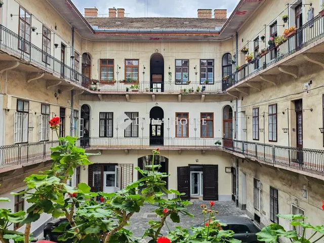 Eladó lakás Budapest VIII. kerület 70 nm