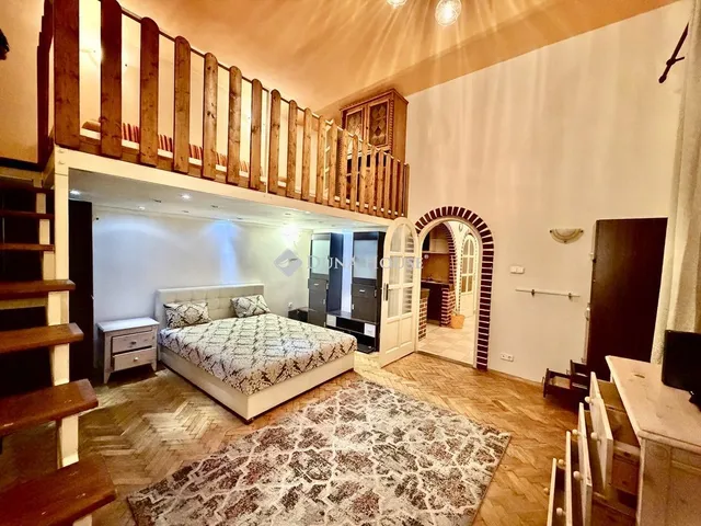 Kiadó lakás Budapest VIII. kerület, Népszínház utca 54 nm