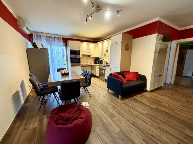 Eladó lakás Dunakeszi 75 nm