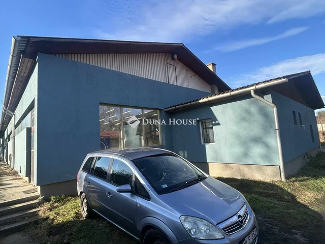 Eladó kereskedelmi és ipari ingatlan Budapest XXIII. kerület 1800 nm