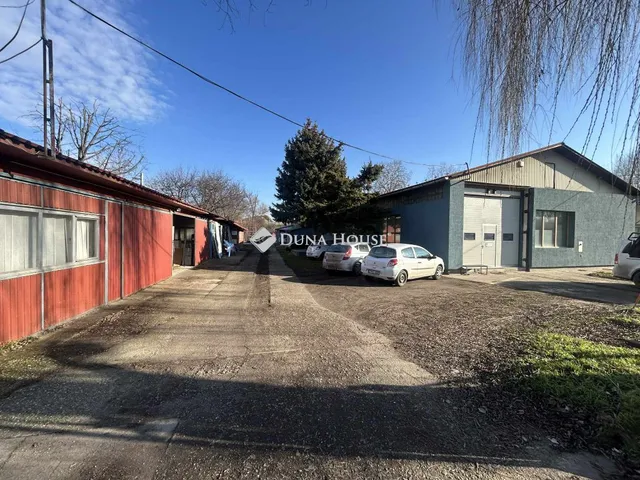 Eladó kereskedelmi és ipari ingatlan Budapest XXIII. kerület 1800 nm