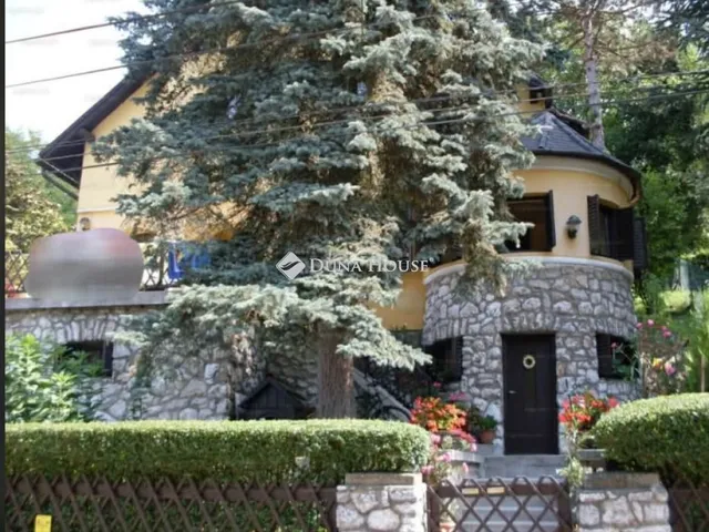 Eladó ház Miskolc, Görömbölyi utca 260 nm