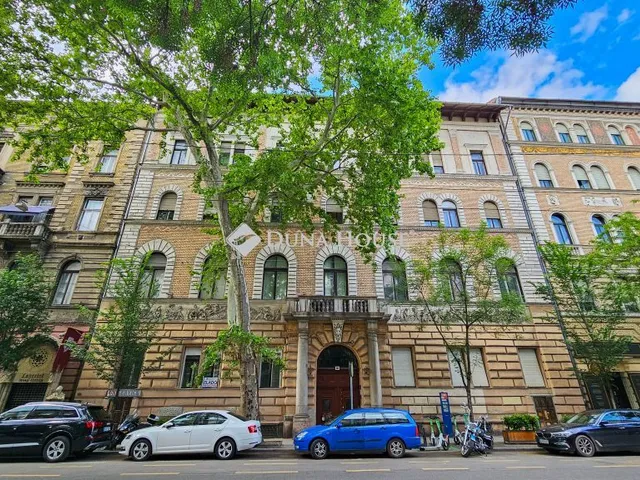 Eladó lakás Budapest VI. kerület 36 nm