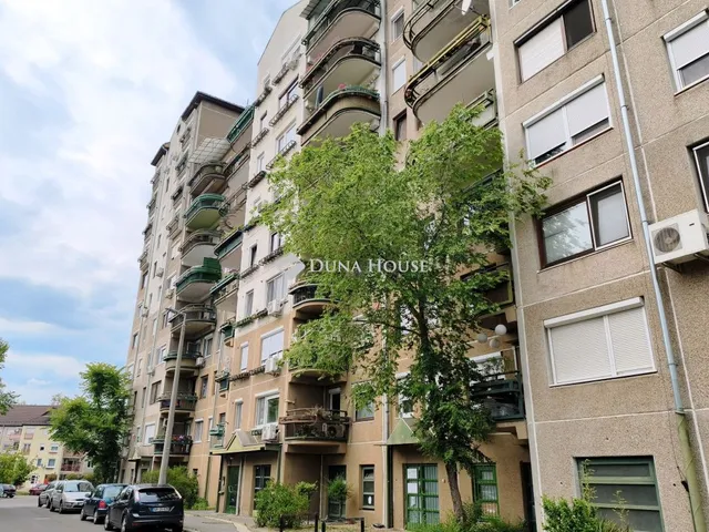 Eladó lakás Budapest IV. kerület, Székpatak utca 70 nm