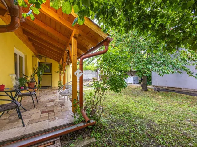 Eladó ház Esztergom, Szentkirályi utca 120 nm