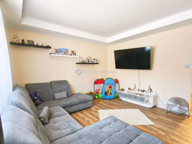 Eladó ház Budapest XVIII. kerület 77 nm