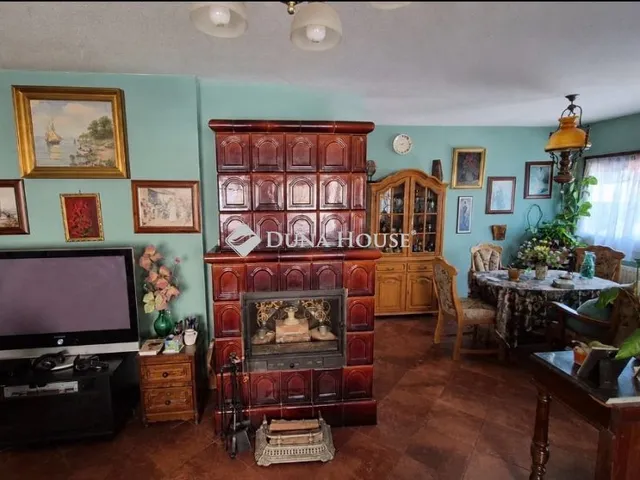 Eladó ház Budapest XVII. kerület, Naplás út 110 nm