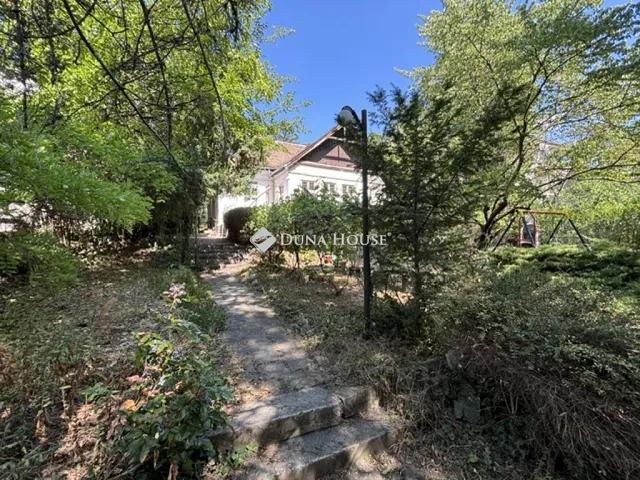 Eladó telek Budapest II. kerület 1519 nm