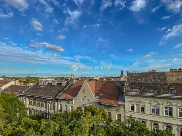 Eladó lakás Budapest VI. kerület 128 nm