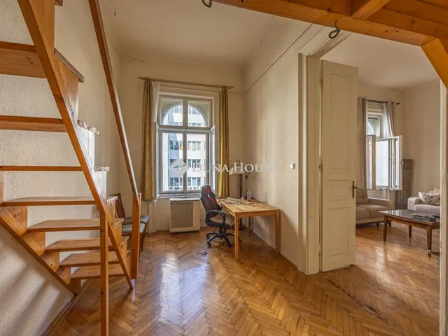 Eladó lakás Budapest VI. kerület 68 nm