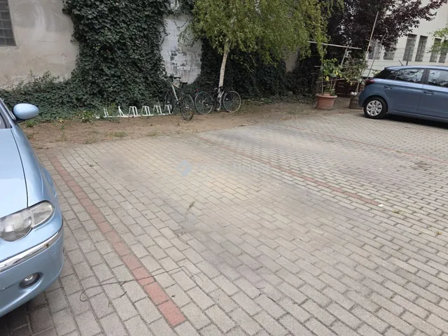 Kiadó garázs Budapest XIV. kerület 10 nm