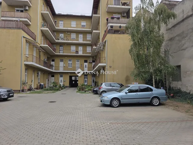 Kiadó garázs Budapest XIV. kerület 10 nm
