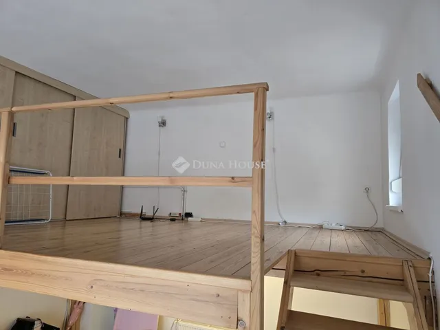Kiadó lakás Budapest VI. kerület, Rippl-Rónai utca 25 nm