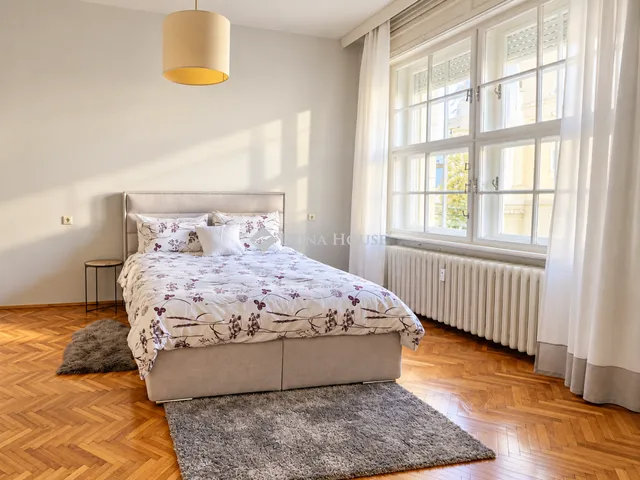 Eladó lakás Budapest V. kerület, Stollár Béla utca 70 nm