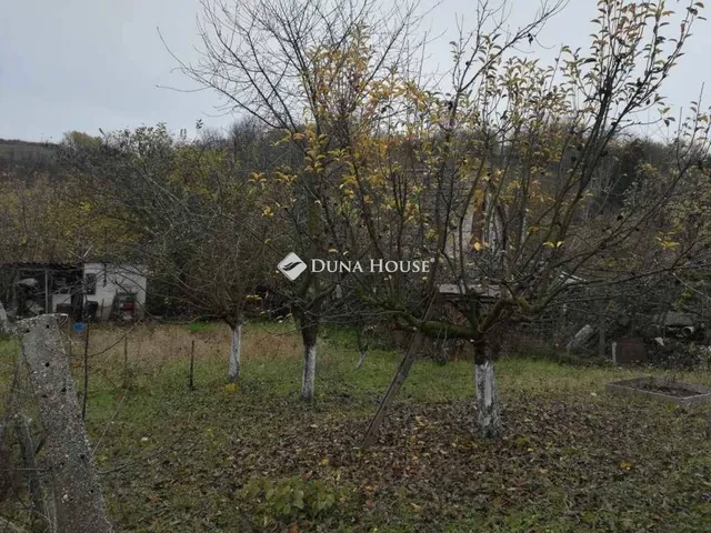 Eladó telek Pécs, Hosszú-földi utca 1000 nm