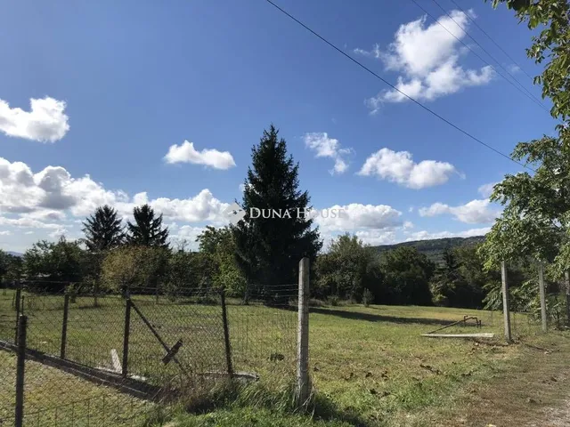 Eladó telek Pécs, Komlói út 2425 nm