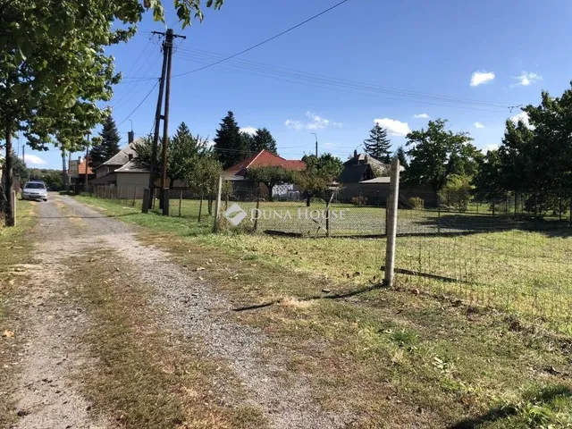 Eladó telek Pécs, Komlói út 2425 nm