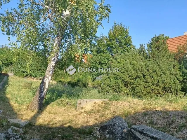 Eladó telek Pécs 840 nm