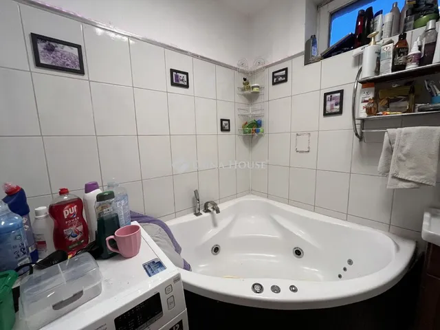 Eladó ház Kisbudmér, Kossuth Lajos utca 160 nm