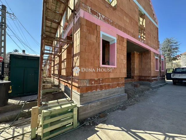 Eladó lakás Pécs 87 nm