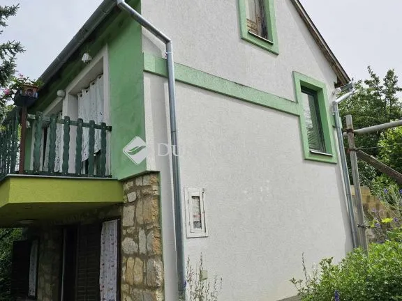 Eladó üdülő és hétvégi ház Keszü, Szőlőhegy 50 nm