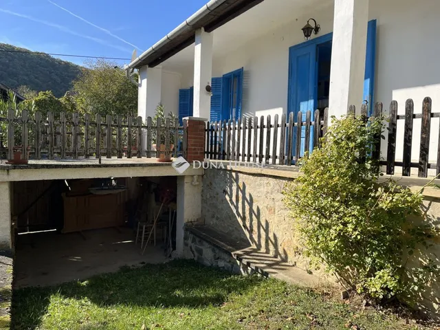 Eladó ház Mecseknádasd 102 nm