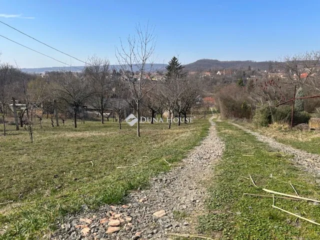 Eladó telek Pécs 1594 nm