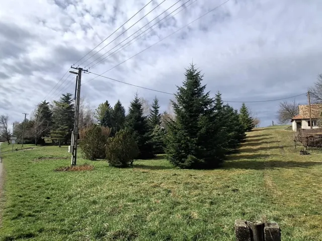 Eladó telek Egerág 2200 nm